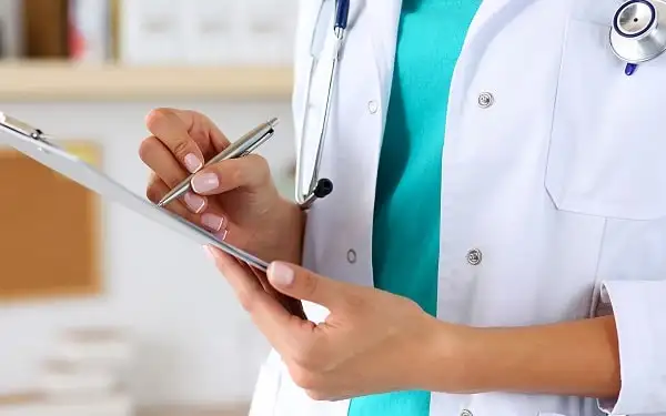 استخراج شهادة صحية للسعوديين