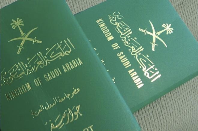 وزير الحج السعودي يمكن للمغتربين دعوة أقاربهم بتأشيرة لزيارة مكة والمدينة لأداء العمرة بشروط