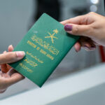 السعودية تصدر قرار صارم وتقصم ظهور المقيمين في المملكة