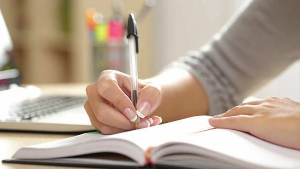 تسديد الديون عبد العزيز بن فهد