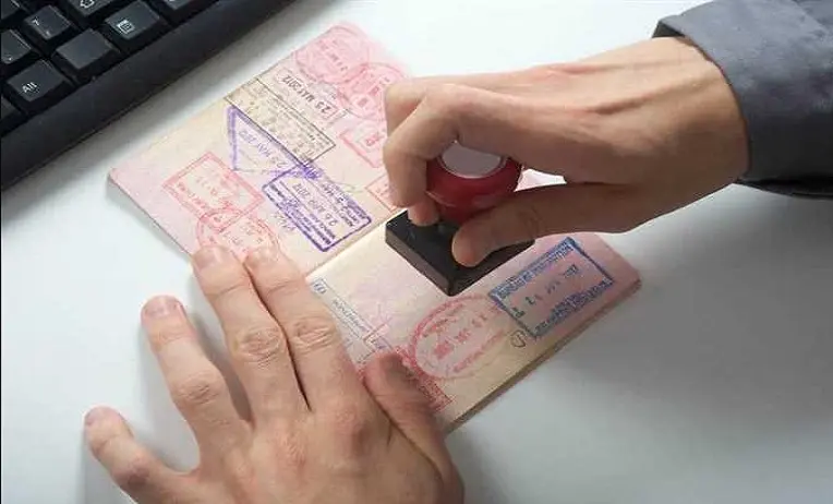 رسوم تجديد الإقامة بغرض الخروج النهائي