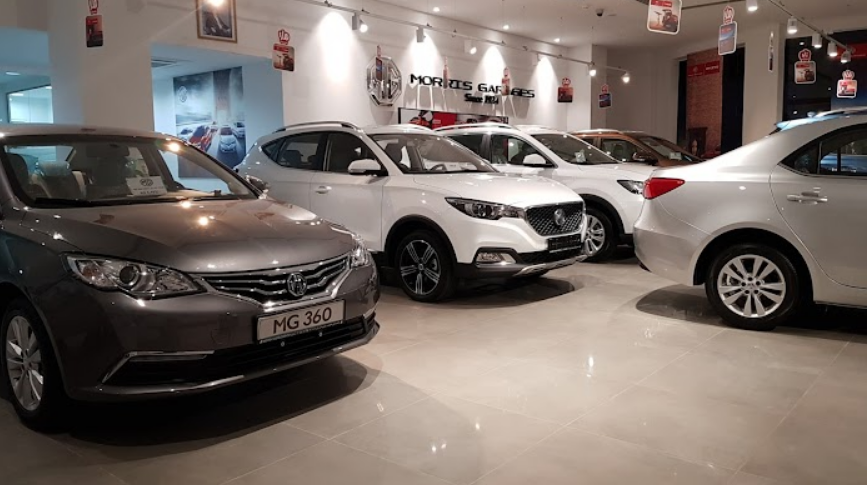 معارض السيارات في مسقط