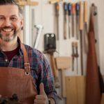 نجار في دبي